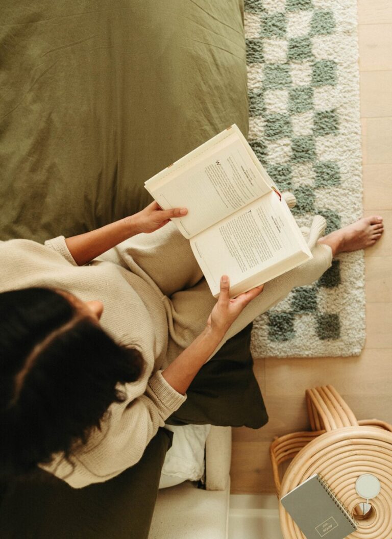 woman reading best fall books 865x1189