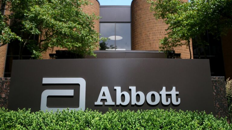 108012396 1722007367979 gettyimages 1242016951 BIZ ABBOTT LABS EARNS TB