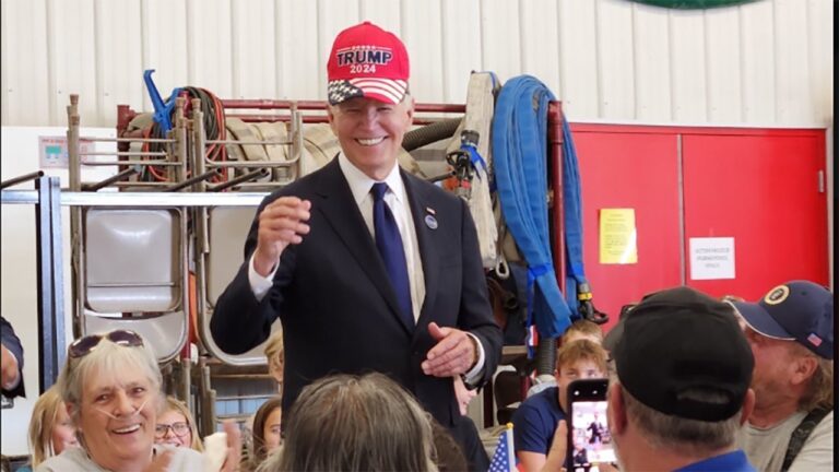 BIDEN TRUMP HAT