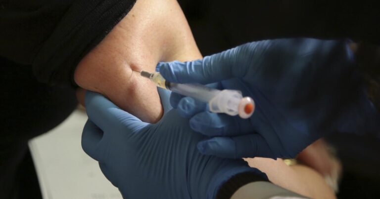 urlhttps3A2F2Fcalifornia times brightspot.s3.amazonaws.com2Ff42F662F21bd9c584005b52a6327019186272Fvaccine exemptions schools 03437